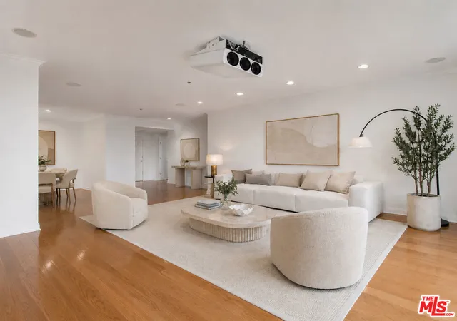 2nd image of 10724 Wilshire Blvd #1001, Los Angeles, CA 90024 | MLS# 26854971