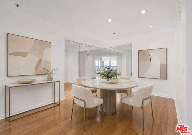 3rd image of 10724 Wilshire Blvd #1001, Los Angeles, CA 90024 | MLS# 26854971