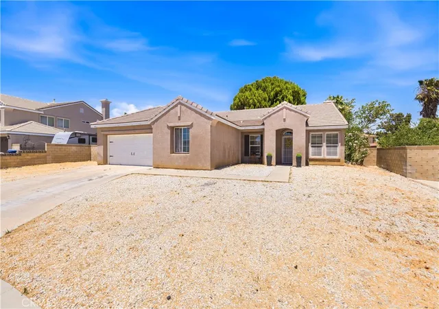 3rd image of 333 Fantasy, Palmdale, CA 93551 | MLS# SR26139950