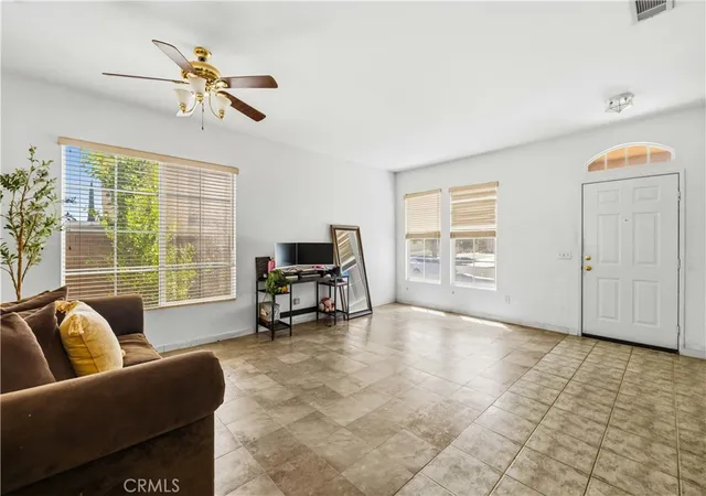 4th image of 333 Fantasy, Palmdale, CA 93551 | MLS# SR26139950