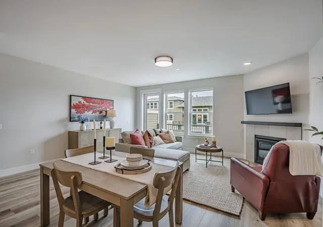 Listing Photo 4 - Condo for sale in building located at 111 Aptos Vlg Wy, Aptos, CA 95003 - Unit #3