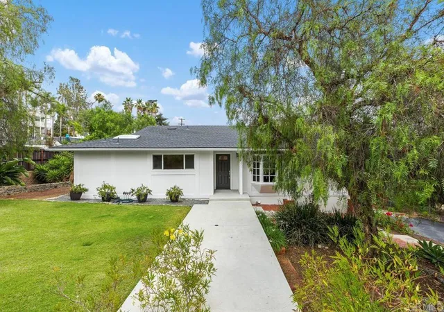 Homes for sale in Vista, CA | 1271 Alta Vista Dr, Vista, CA 92084 | MLS# NDP2606328
