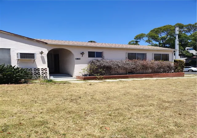 Photo 2 of Single family home for sale at 9203 Cattaraugus Ave, Los Angeles, CA 90034 | MLS# SB26136255 | Listing updated on 2026-10-06