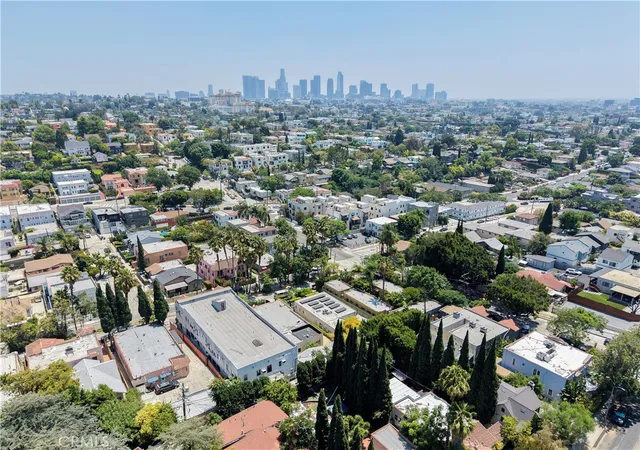 38th image of 811 N Vendome St, Los Angeles, CA 90026 | MLS# SR26143018