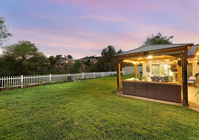 Homes for sale in Bonsall, CA | 5417 Triple Crown Dr, Bonsall, CA 92003 | MLS# NDP2606329