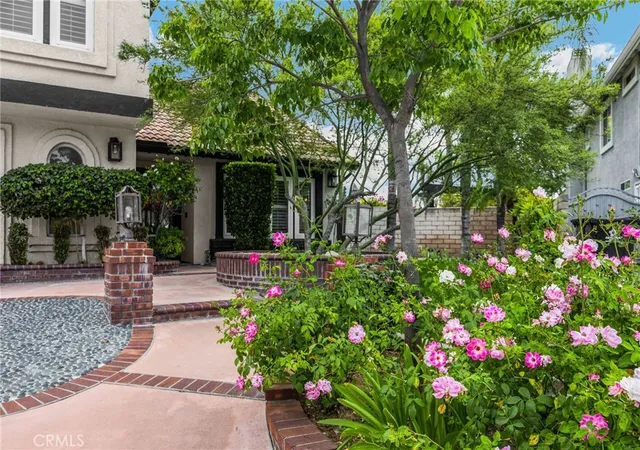 Photo 3 of Sale Pending at 403 Tidland Cir, Placentia, CA 92870 | MLS# PW26143286 | Listing updated on 2026-10-01