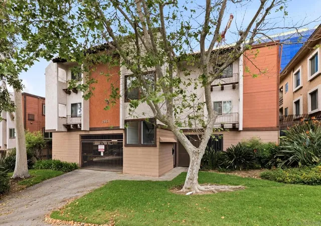 2nd image of 2960 Broadway, San Diego, CA 92102