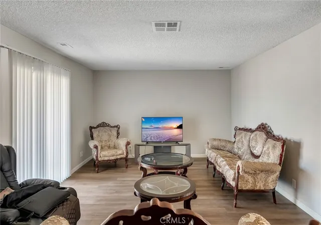 3rd image of 15420 Apache, Apple Valley, CA 92307 | MLS# CV26144210