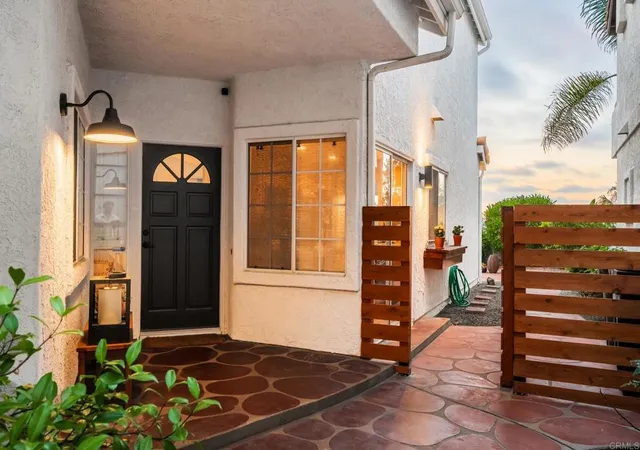 4th image of 1575 Golfcrest Pl, Vista, CA 92081 | MLS# NDP2606339