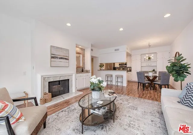 Homes for sale in Encino, CA | 5139 Balboa Blvd #203, Encino, CA 91316 | MLS# 26854995