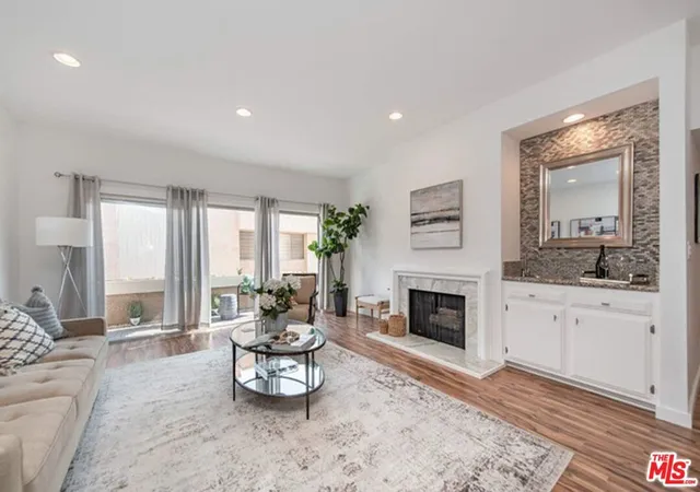 Homes for sale in Encino, CA | 5139 Balboa Blvd #203, Encino, CA 91316 | MLS# 26854995