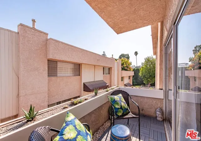 Homes for sale in Encino, CA | 5139 Balboa Blvd #203, Encino, CA 91316 | MLS# 26854995