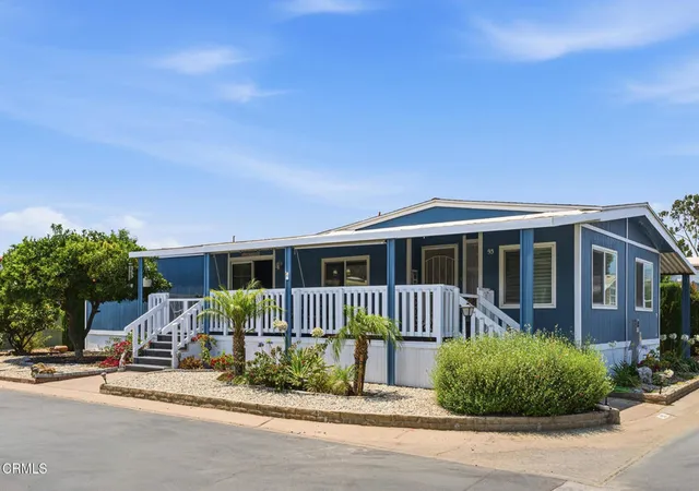 Photo 2 of Sale Pending at 500 W Santa Maria St #93, Santa Paula, CA 93060 | MLS# V1-37364 | Listing updated on 2026-10-08