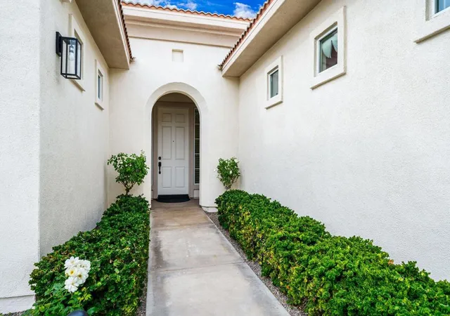 5th image of 43309 Parkway Esplanade W, La Quinta, CA 92253 | MLS# 219149877DA