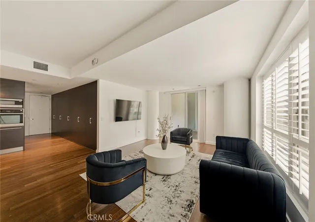 1st image of 6250 Hollywood Blvd #4M, Los Angeles, CA 90028 | MLS# OC26140214