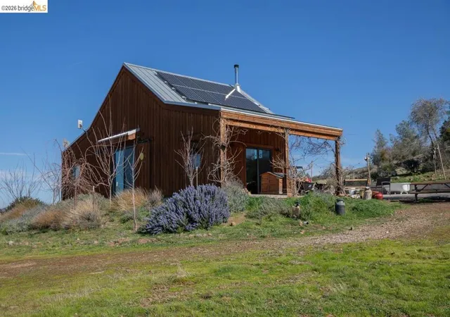 Photo 1 of Single family home for sale at 6899 Eagleview Dr, Mountain Ranch, CA 95246 | MLS# 41125731 | Listing updated on 2026-09-13