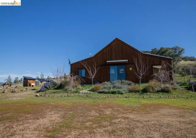 Photo 3 of Single family home for sale at 6899 Eagleview Dr, Mountain Ranch, CA 95246 | MLS# 41125731 | Listing updated on 2026-09-13