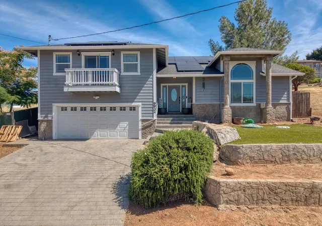 1st image of 9932 Fairway Dr, Kelseyville, CA 95451 | MLS# ML82052935