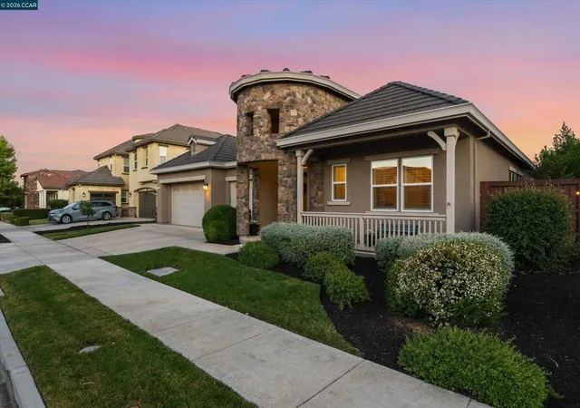 Homes for sale in Brentwood, CA | 1945 Muirwood Loop, Brentwood, CA 94513 | MLS# 41140341