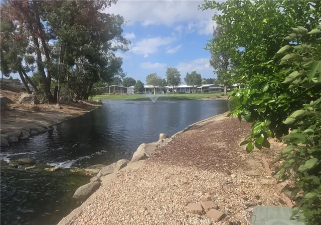 Photo 3 of Manufactured home for sale at 5001 Florida #381, Hemet, CA 92545 | MLS# CV26144398 | Listing updated on 2026-09-20