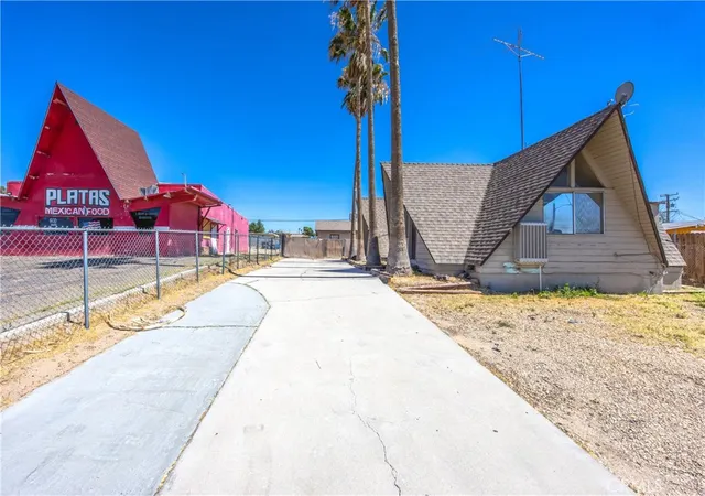 Photo 3 of House for sale at 25567 Main, Barstow, CA 92311 | MLS# HD26141334 | Listing updated on 2026-10-06