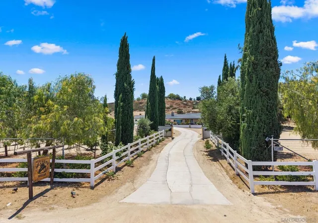 2nd image of 37200 Mesa Rd, Temecula, CA 92592 | MLS# 260016122SD