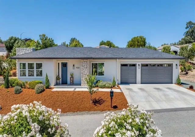 Homes for sale in Paso Robles, CA | 1520 Lyle Ln, Paso Robles, CA 93446 | MLS# NS26144219