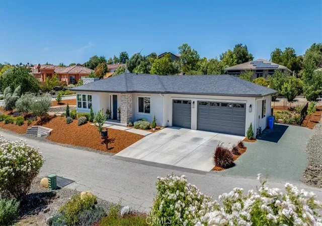Homes for sale in Paso Robles, CA | 1520 Lyle Ln, Paso Robles, CA 93446 | MLS# NS26144219