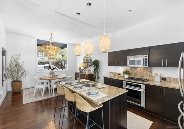 Photo 4 of Townhouse for sale at 840 Island Ave #TH108, San Diego, CA 92101 | MLS# 260016128SD | Listing updated on 2026-09-30