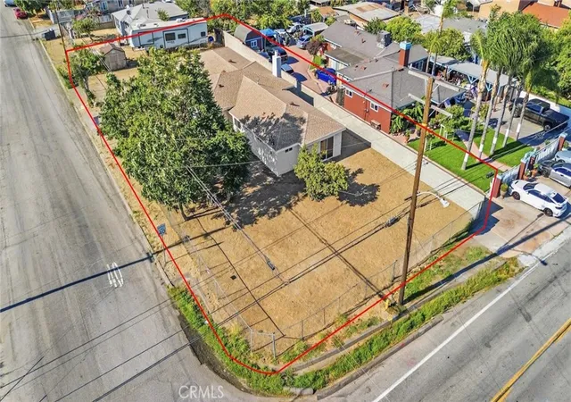 Homes for sale in Bloomington, CA | 19512 Jurupa, Bloomington, CA 92316 | MLS# IV26141765