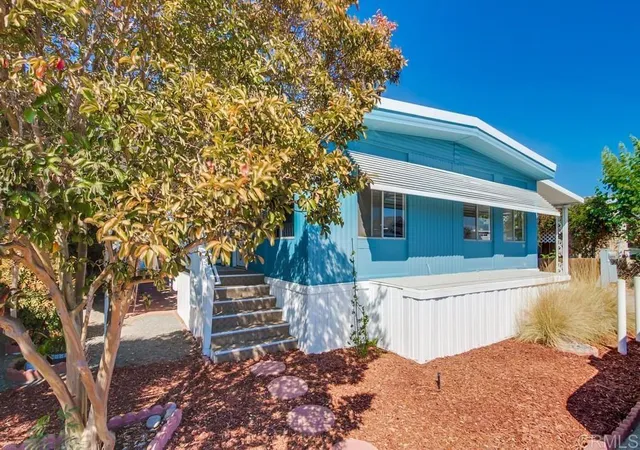 Homes for sale in Fallbrook, CA | 1120 E Mission Road #27, Fallbrook, CA 92028 | MLS# PTP2605025