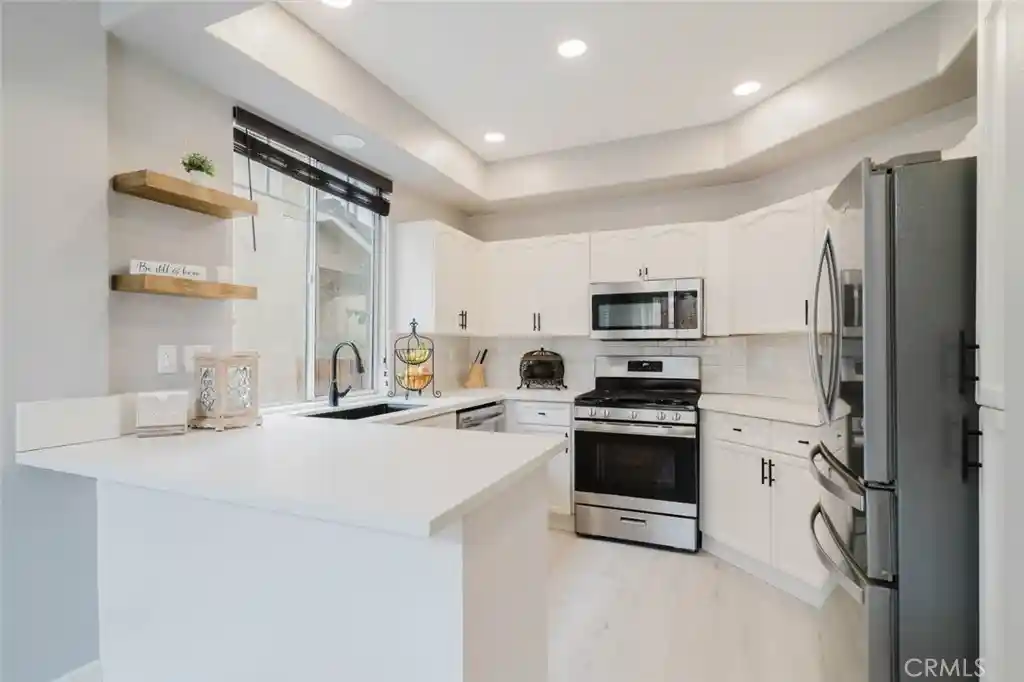 Single family home for sale at 27631 Iris Pl, Castaic, CA 91384 | MLS# SR26144543