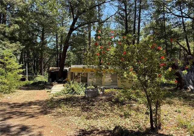 3rd image of 22830 Shady Grove Rd, Middletown, CA 95461 | MLS# LC26144589