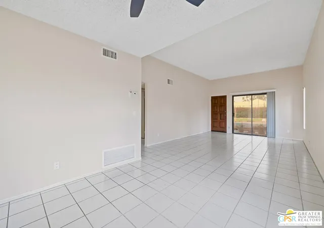 4th image of 2400 Los Coyotes Dr, Palm Springs, CA 92264 | MLS# 26788509PS