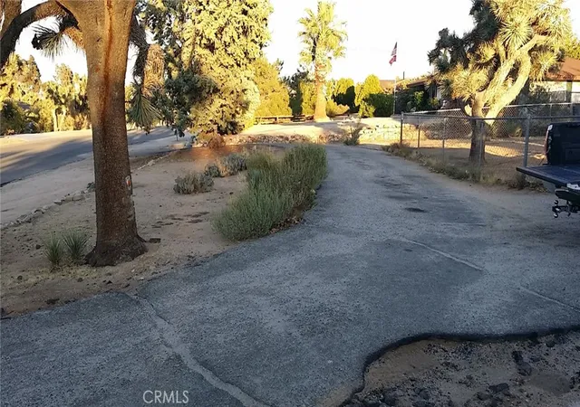 Photo 2 of Sale Pending at 56633 Bonanza, Yucca Valley, CA 92284 | MLS# JT26144701 | Listing updated on 2026-09-26