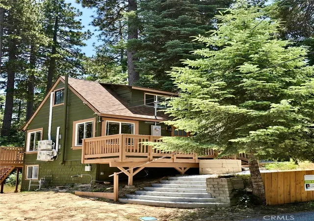 4th image of 585 Arrowhead Villa Rd, Lake Arrowhead, CA 92352 | MLS# WS26144712