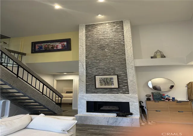1st image of 18445 Hatteras St #402, Tarzana, CA 91356 | MLS# TR26144709