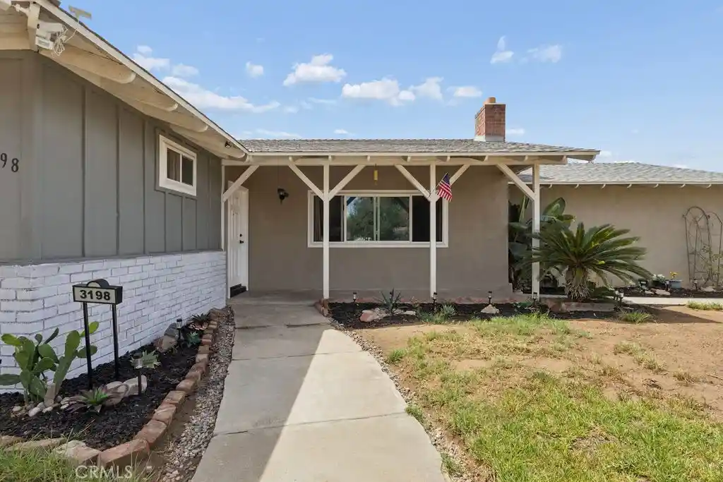 Photo 1 of Single family home for sale at 3198 Washington, Riverside, CA 92504 | MLS# IG26144716 | Listing updated on 2026-10-15