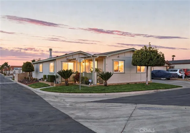 Manufactured home for sale at 1481 Martinique Dr, Hemet, CA 92543 | MLS# SW26144671