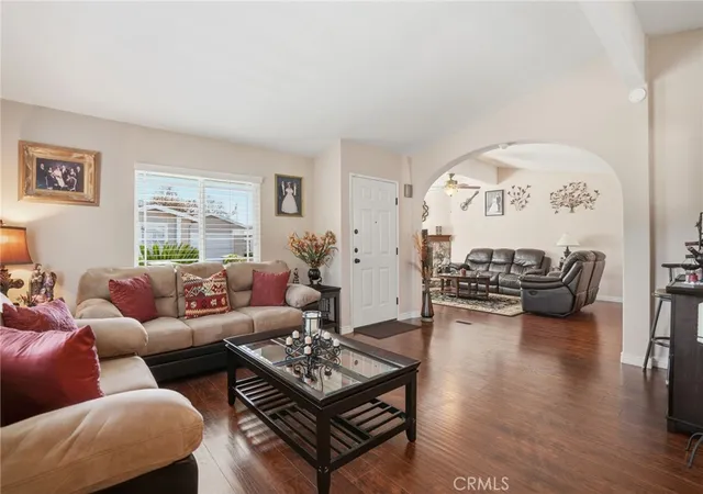 Photo 3 of Manufactured home for sale at 1481 Martinique Dr, Hemet, CA 92543 | MLS# SW26144671 | Listing updated on 2026-10-02