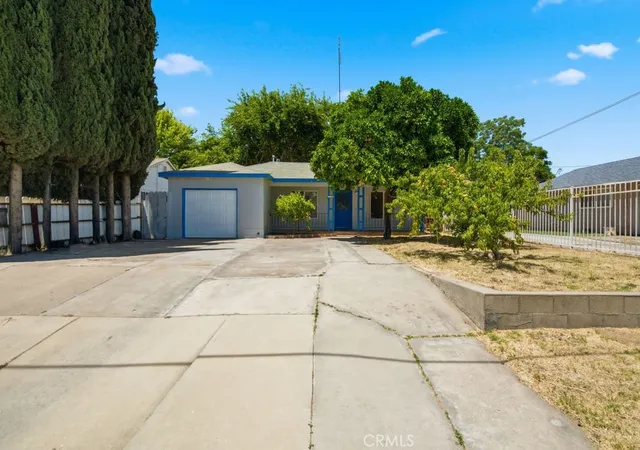 Photo 3 of Single family home for sale at 6807 N Cottage, Winton, CA 95388 | MLS# MC26144750 | Listing updated on 2026-09-17