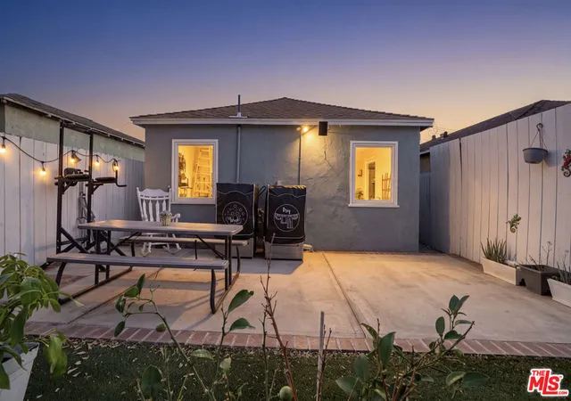3rd image of 824 W Palmer St, Compton, CA 90220 | MLS# 26855345