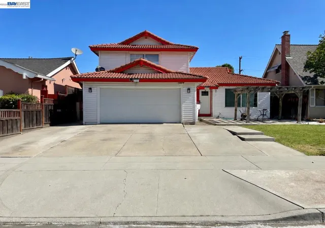 Photo 1 of Single family home for sale at 221 Beegum Way, San Jose, CA 95123 | MLS# 41140379 | Listing updated on 2026-10-01