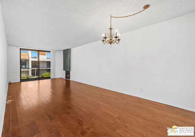 Photo 3 of Condo for sale at 1401 Valley View Rd #321, Glendale, CA 91202 | MLS# 26663443PS | Listing updated on 2026-10-01