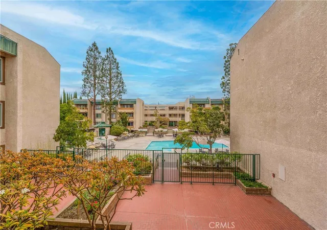 Photo 17 of Condo for sale at 12121 Centralia St Unit #206, Lakewood, CA 90715 | MLS# DW26144814 | Listing updated on 2026-09-21