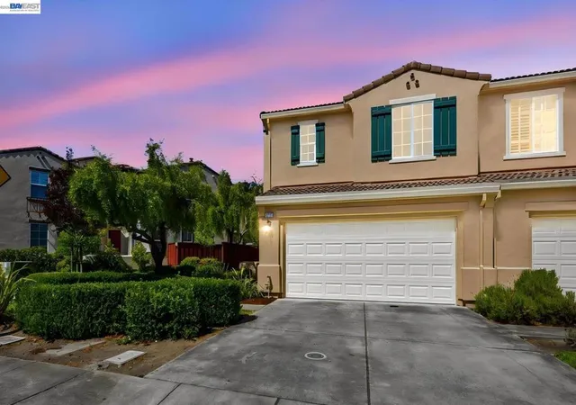 Homes for sale in Castro Valley, CA | 19475 Buren Pl, Castro Valley, CA 94552 | MLS# 41140382