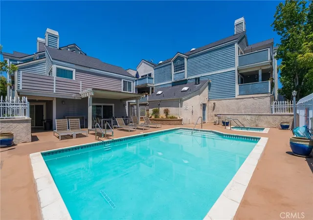 Homes for sale in Long Beach, CA | 628 Daisy Ave #225, Long Beach, CA 90802 | MLS# PV26144382
