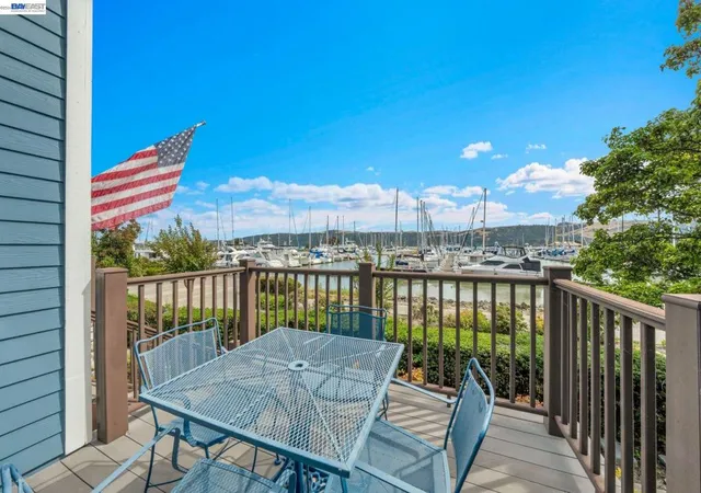 Homes for sale in Benicia, CA | 314 E E St, Benicia, CA 94510 | MLS# 41140385