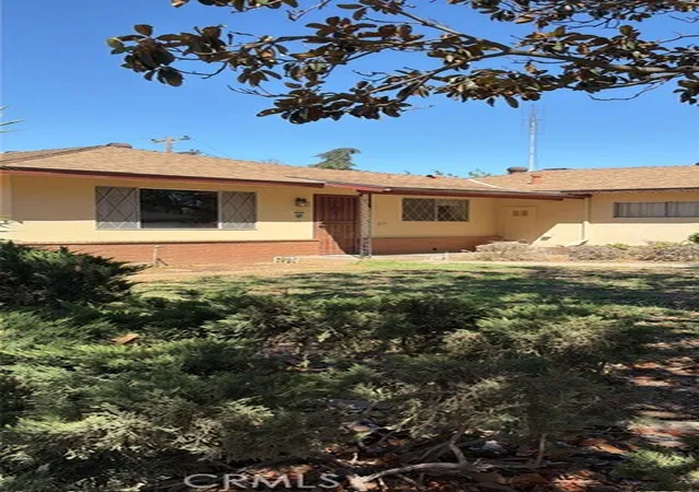 Photo 3 of Single family home for sale at 1454 W Gettysburg, Fresno, CA 93705 | MLS# CV26142729 | Listing updated on 2026-09-24