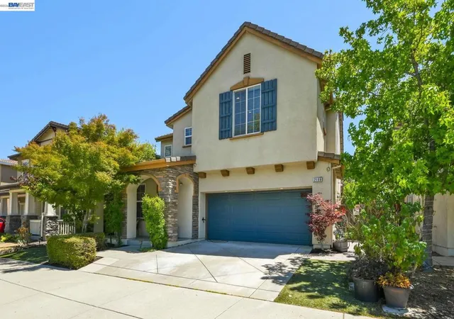 Photo 3 of Single family home for sale at 2188 Arlington Way, San Ramon, CA 94582 | MLS# 41140395 | Listing updated on 2026-07-10